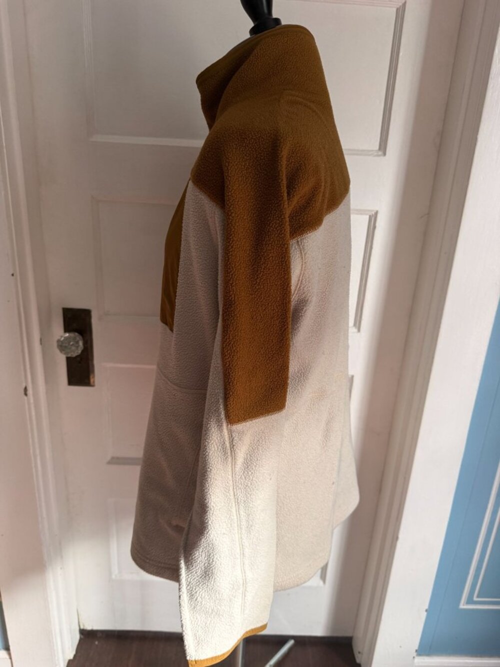 Cotopaxi Cream, Tan, Brown Half Zip Sherpa L/S Pullover Top XL - Picture 5 of 7